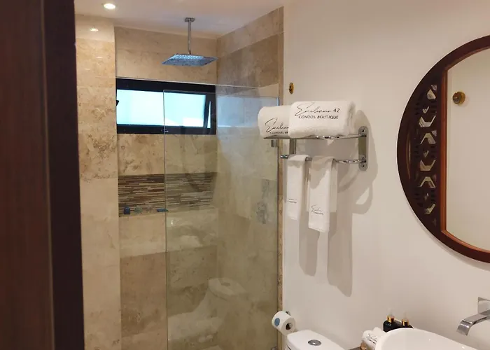 Apartahotel Emiliano 42 Boutique 3*