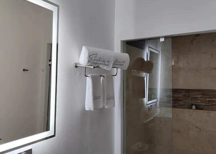 Emiliano 42 Boutique Apartahotel Playa del Carmen