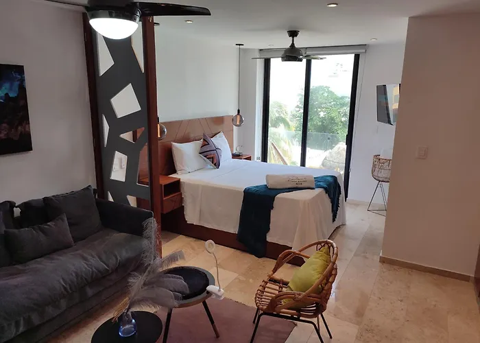 Emiliano 42 Boutique Apartahotel Playa del Carmen