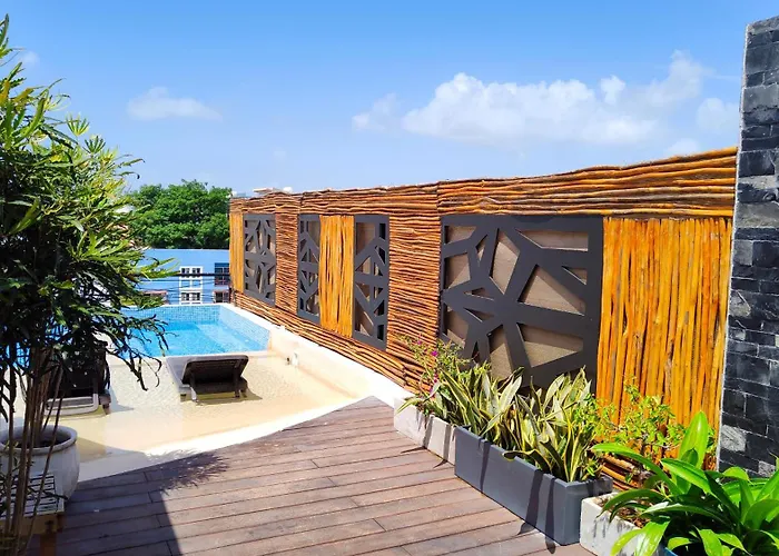 Emiliano 42 Boutique Apartahotel Playa del Carmen